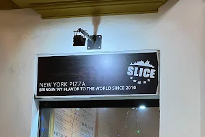 Slice of NY pizza image