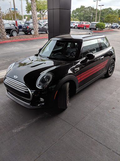 Car Dealer «Ferman MINI of Tampa Bay», reviews and photos, 31320 US-19, Palm Harbor, FL 34684, USA