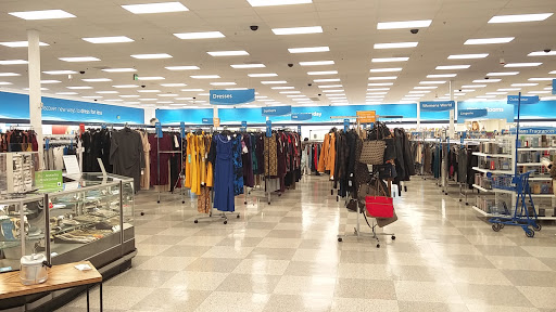 Clothing Store «Ross Dress for Less», reviews and photos, 1660 S Randall Rd, Geneva, IL 60134, USA