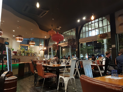 BISTRO NGUYEN,S