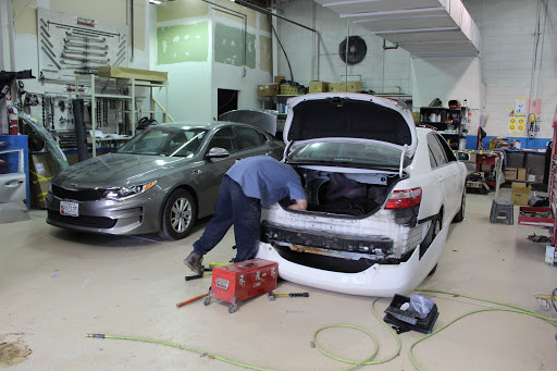 Auto Body Shop «Auto Body Connection Inc», reviews and photos, 13210 Wisteria Dr, Germantown, MD 20874, USA