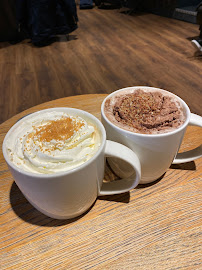 Plats et boissons du Restaurant servant le petit-déjeuner Starbucks Coffee Roosevelt à Toulouse - n°4