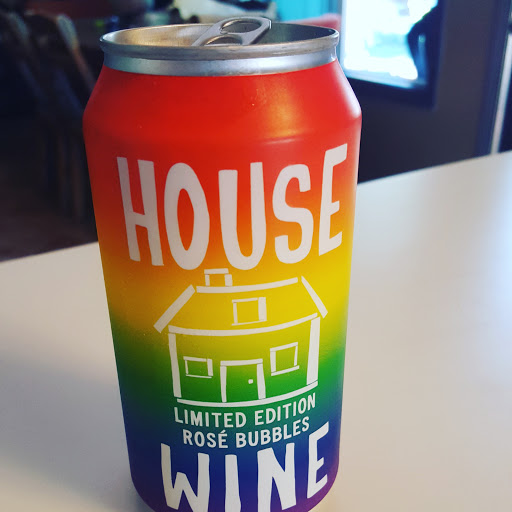 Liquor Store «South Salem Liquor Store», reviews and photos, 3320 Commercial St SE, Salem, OR 97302, USA