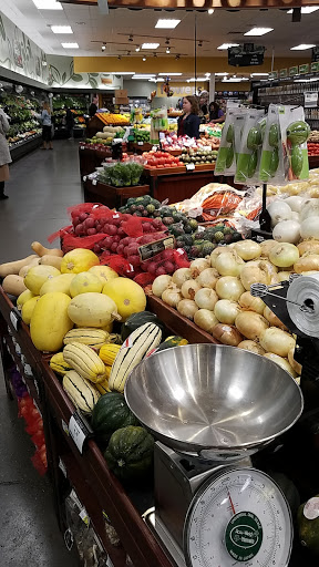 Grocery Store «Quality Food Center», reviews and photos, 22833 Bothell Everett Hwy, Bothell, WA 98021, USA