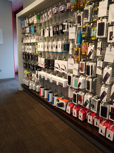 Cell Phone Store «Verizon», reviews and photos, 8363 Agora Pkwy, Selma, TX 78154, USA