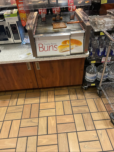 Convenience Store «Kwik Trip #219», reviews and photos, 710 Williams St, Lake Geneva, WI 53147, USA