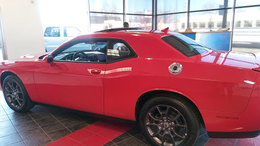 Car Dealer «South Chicago Dodge Chrysler Jeep», reviews and photos, 7340 S Western Ave, Chicago, IL 60636, USA