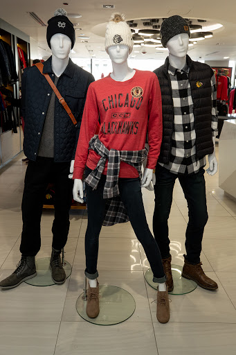 Sportswear Store «Blackhawks Store», reviews and photos, 333 N Michigan Ave, Chicago, IL 60601, USA