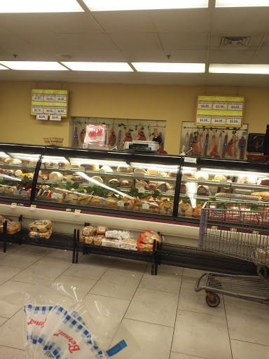 Supermarket «Butera Market», reviews and photos, 550 Lake St, Roselle, IL 60172, USA