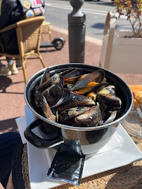 Moule du Restaurant de spécialités à base de poisson-pêcheur Au Doyen à Marseille4:00PM - n°19