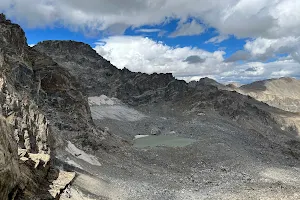 Arapaho Glacier Trail image
