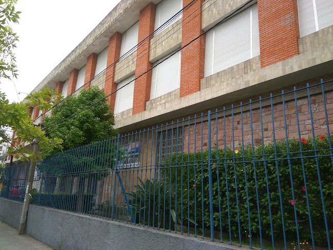 Opiniones de Colegio y Liceo Corazón de María en Las Piedras - Universidad