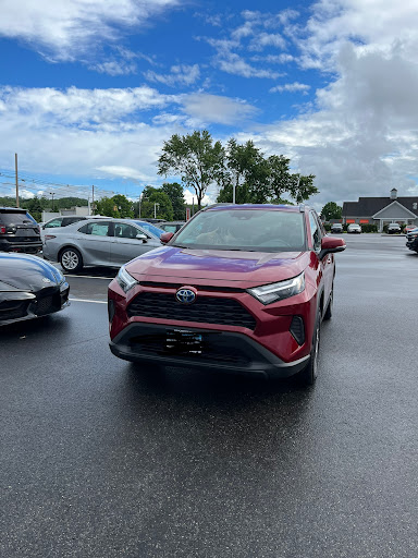 Toyota Dealer «Toyota of Wallingford», reviews and photos, 859 N Colony Rd, Wallingford, CT 06492, USA