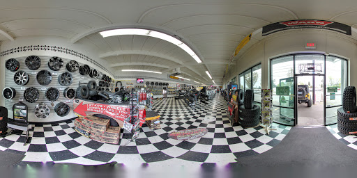 Truck Accessories Store «4 Wheel Parts - Portland - South Tabor», reviews and photos, 2700 SE 82nd Ave, Portland, OR 97266, USA