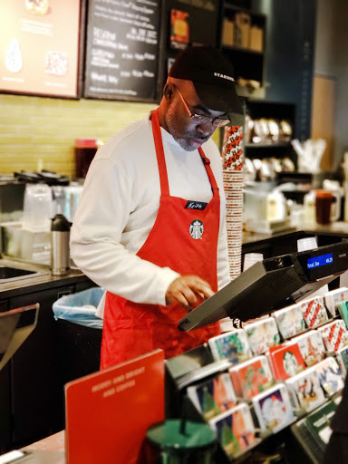 Shopping Mall «Downtown Silver Spring», reviews and photos, 908 Ellsworth Dr, Silver Spring, MD 20910, USA