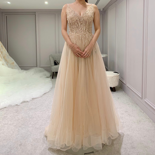 Stores to buy wedding dresses Taipei