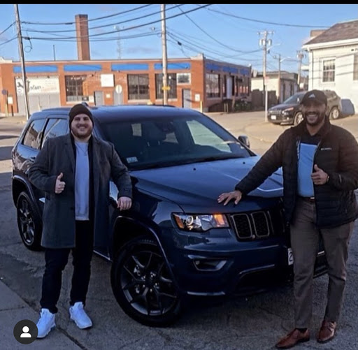 Chrysler Dealer «Grava Chrysler Dodge Jeep Ram SRT», reviews and photos, 29 Mystic Ave, Medford, MA 02155, USA