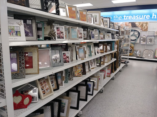 Clothing Store «Ross Dress for Less», reviews and photos, 2365 S Hwy 27, Clermont, FL 34711, USA