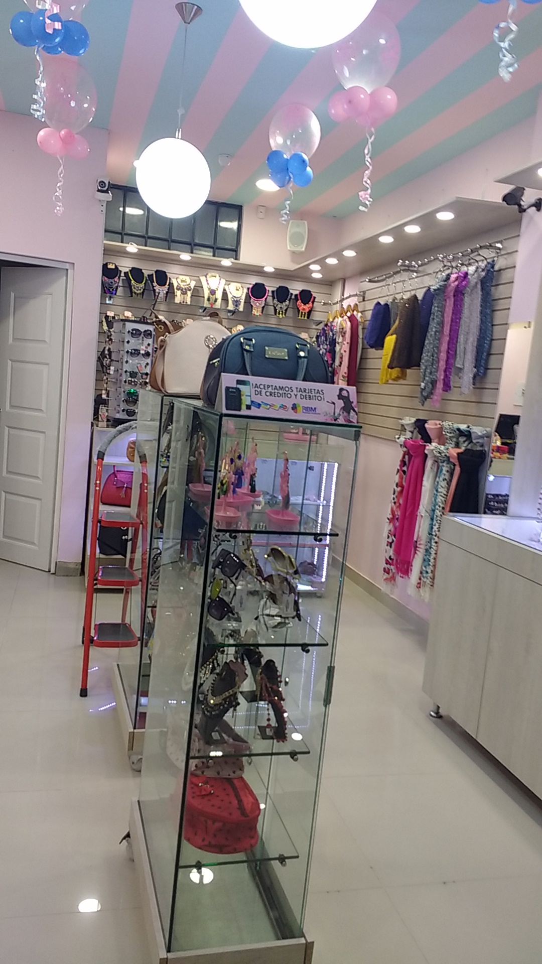 Accesorios Regalos Facatativa Mundo Chic