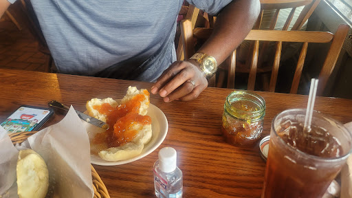 American Restaurant «Cracker Barrel Old Country Store», reviews and photos, 2697 Highwood Blvd, Smyrna, TN 37167, USA