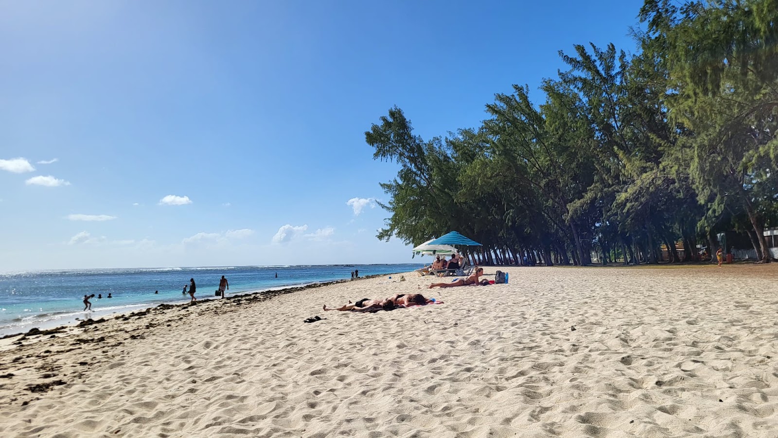 Foto van Flic en Flac Beach II met turquoise puur water oppervlakte