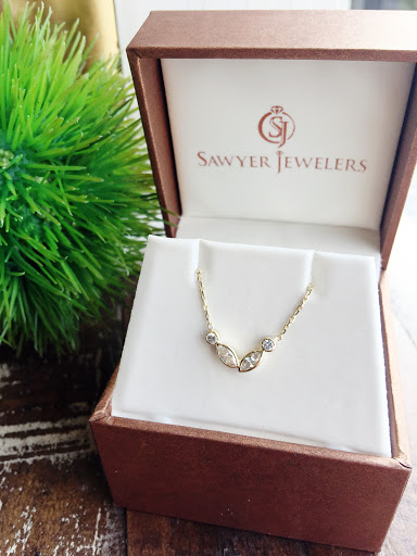 Jewelry Store «Sawyer Jewelers», reviews and photos, 134 N Leroy St #1, Fenton, MI 48430, USA