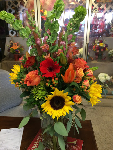 Florist «Four Seasons Flowers & Gifts», reviews and photos, 6630 W Cactus Rd b104, Glendale, AZ 85304, USA