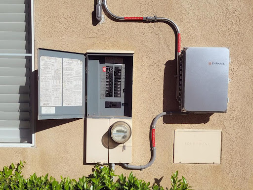 West Coast Heating, Air Conditioning and Solar image