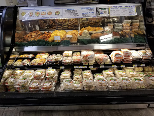 Grocery Store «Gourmet Glatt Kosher Meat Market», reviews and photos, 137 Spruce St, Cedarhurst, NY 11516, USA