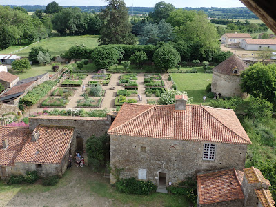 Jardin d'inspiration médiévale de Bazoges-en-Pareds à Bazoges-en-Pareds
