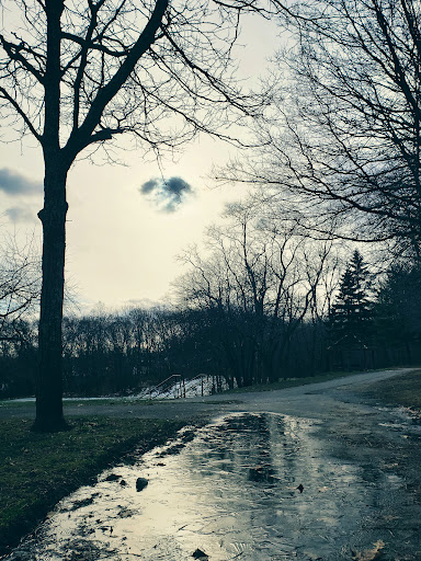 Memorial Park «Captain Stephen Olney Memorial Park», reviews and photos, Smithfield Rd, North Providence, RI 02904, USA