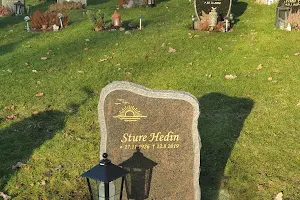 Järfälla Kyrkogård image