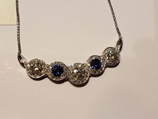 Jewelry Store «Jared The Galleria of Jewelry», reviews and photos, 567 E Townline Rd, Vernon Hills, IL 60061, USA