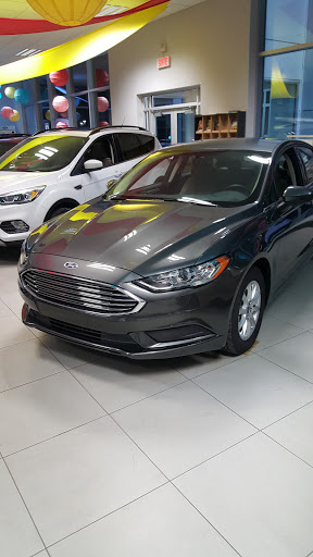 Jean Dumas Ford Roberval, 755 Boulevard Marcotte, Roberval, QC G8H 2A3, Canada, 