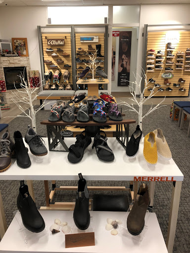 Shoe Store «Coastal Shoes», reviews and photos, 1317 NW U.S. 101, Lincoln City, OR 97367, USA