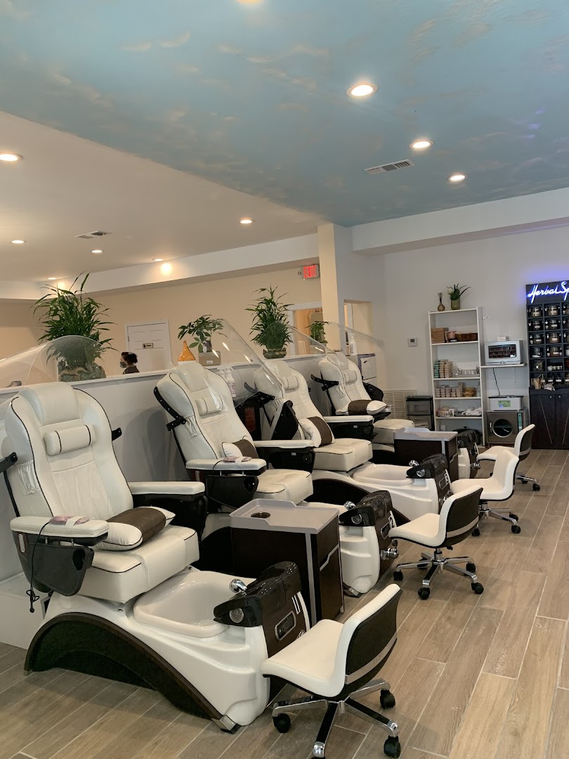 Vn Nails And Spa