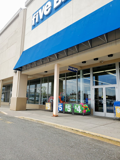 Variety Store «Five Below», reviews and photos, 533 S Broad St, Meriden, CT 06450, USA