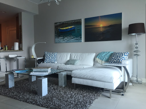 Furniture Store «Wasser Exclusive Furniture», reviews and photos, 19 NE 1st Ave, Hallandale Beach, FL 33009, USA