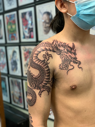 Tattoo Shop «studio 316 Tattoo & Body Piercing», reviews and photos, 84-22 Roosevelt Ave, Jackson Heights, NY 11372, USA