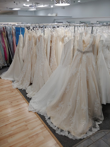 Bridal Shop «Bridal Connection», reviews and photos, 708 N Ankeny Blvd, Ankeny, IA 50023, USA
