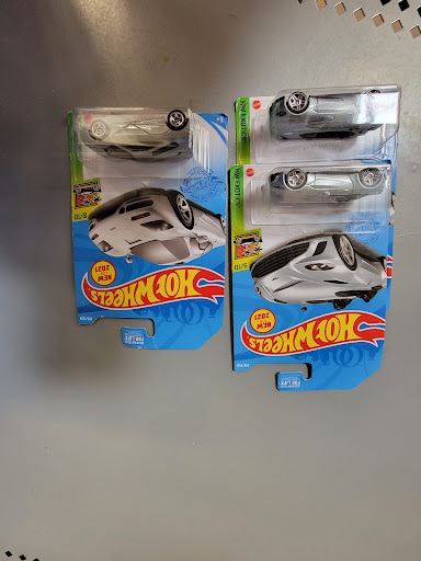 Department Store «Walmart Supercenter», reviews and photos, 6170 Saginaw Rd, Grand Blanc, MI 48439, USA