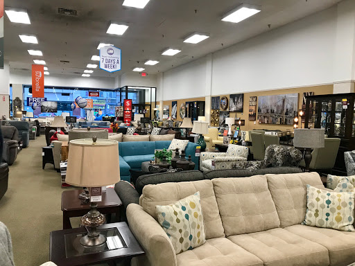 Furniture Store «Raymour & Flanigan Furniture and Mattress Store», reviews and photos, 168-23 Jamaica Ave, Jamaica, NY 11432, USA