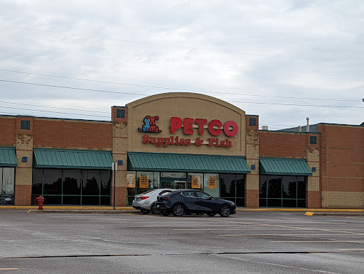 Petco Animal Supplies, 8010 Wedgewood Ln N, Maple Grove, MN 55369, USA, 