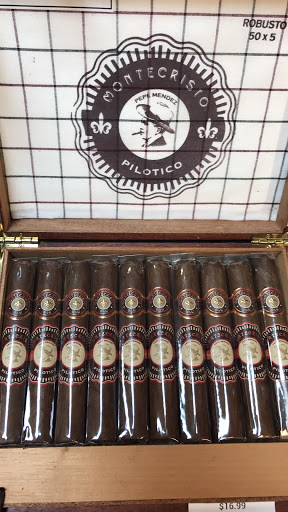 Cigar Shop «Cigar Bundles of Miami Cigar Lounge», reviews and photos, 405 SE 1st Ave, Florida City, FL 33034, USA