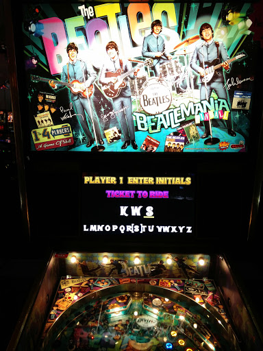 Shopping Mall «Great Valley Shopping Center», reviews and photos, 81 Lancaster Ave, Malvern, PA 19355, USA