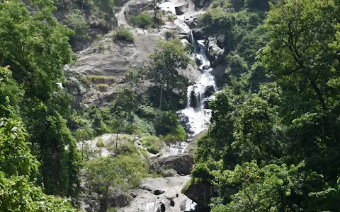 Siruvani Waterfalls image