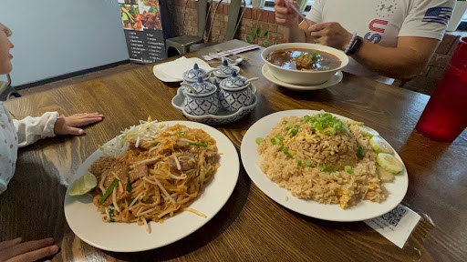 Narong's Thai Kitchen