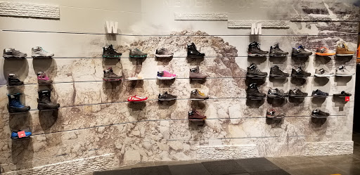 Clothing Store «The North Face», reviews and photos, 825 Dulaney Valley Rd Ste #2045, Towson, MD 21204, USA