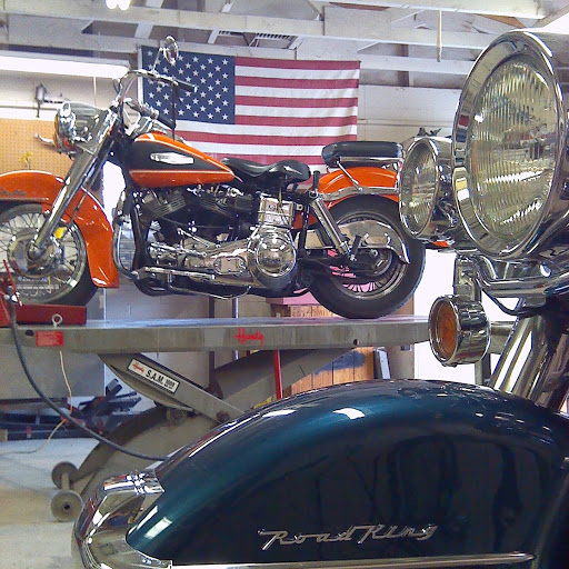 Geckos Motorcycle Garage