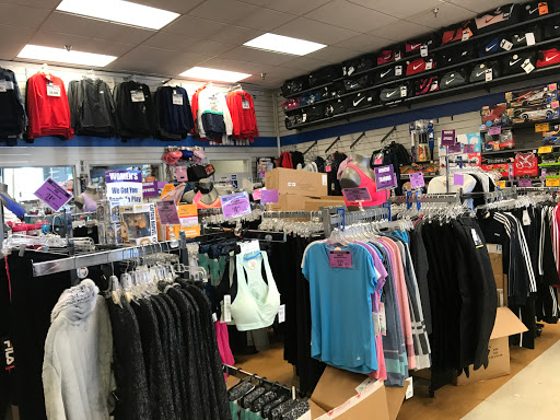 Sporting Goods Store «Big 5 Sporting Goods - Alhambra», reviews and photos, 620 E Valley Blvd, Alhambra, CA 91801, USA